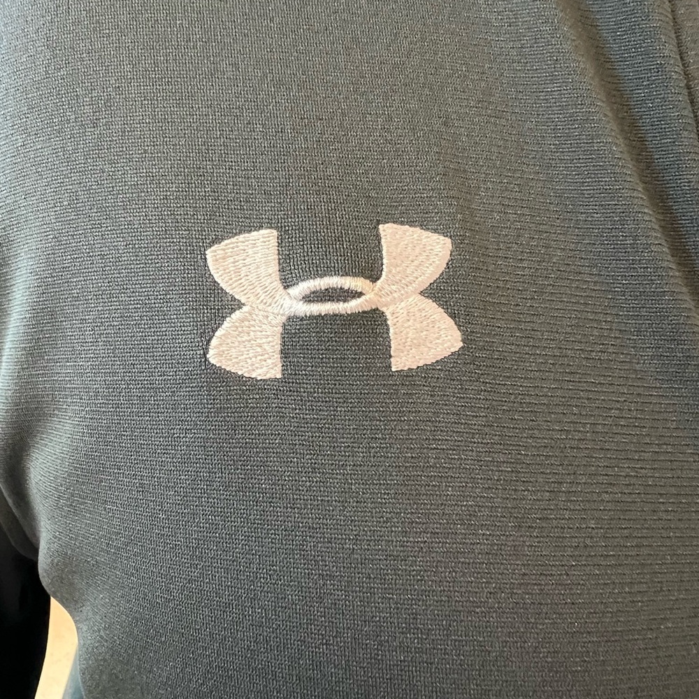 Under Armour RIVAL Relaxed Fit Gray and White Zip-Up Jacket - Picture 4 of 13